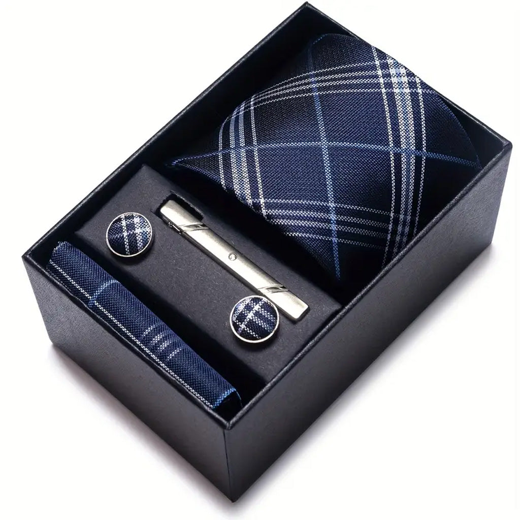 Geschenkbox mit Krawatte, Einstecktuch, Manschettenknöpfen und Krawattenklammer