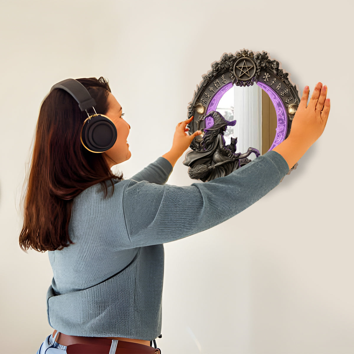 Praktische Magie – Personalisierter Hexen-Wandspiegel mit LED-Beleuchtung