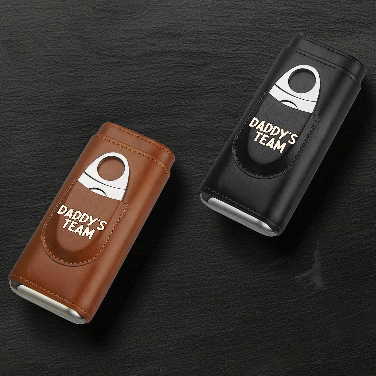 Daddy's Team Fist Bump – Personalisierter Humidor aus Leder für Väter