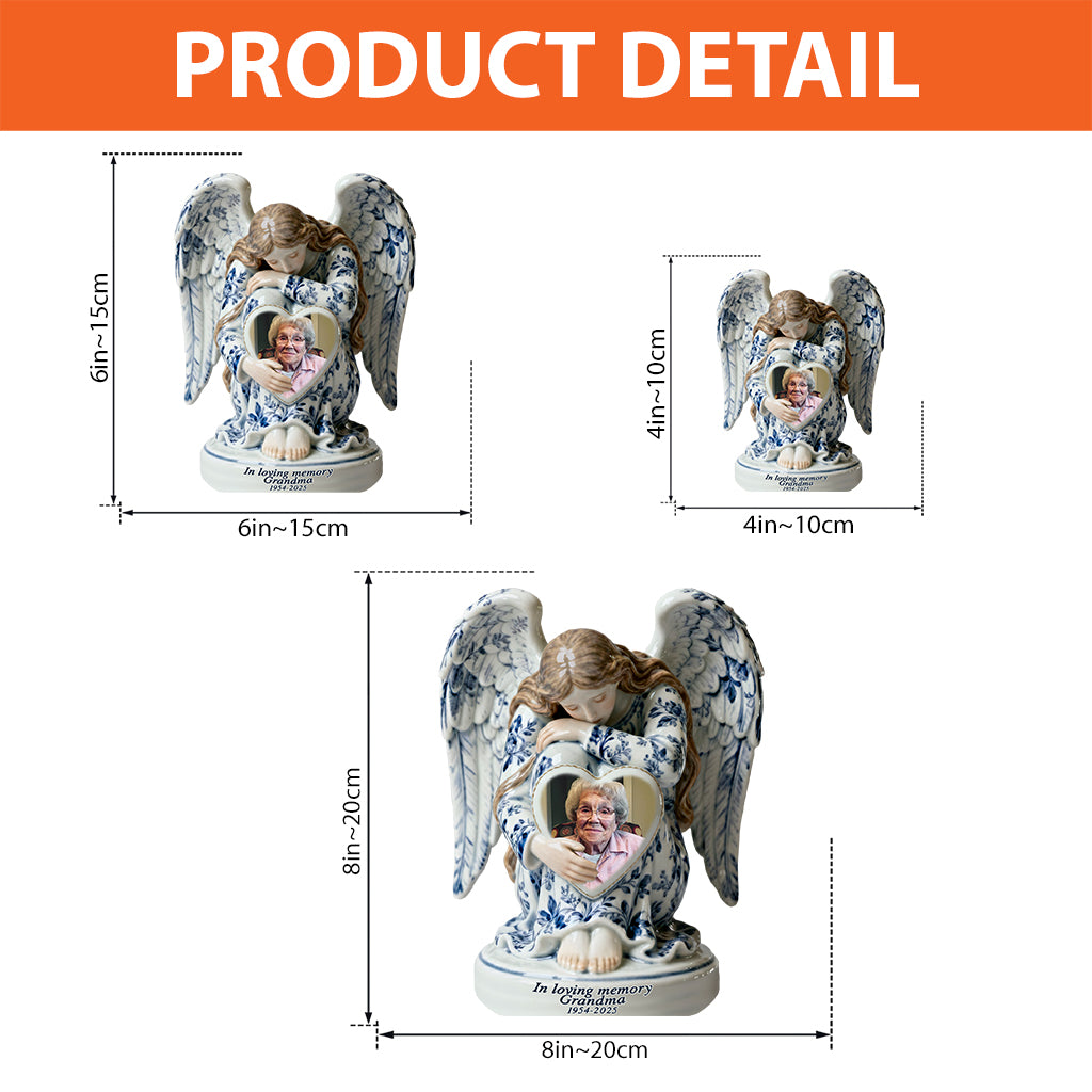 In liebevoller Erinnerung an einen Engel im Toile-de-Jouy-Stil – personalisierte Gedenktafel aus Acryl in individueller Form