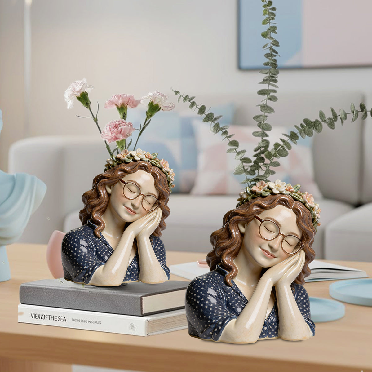Dreaming Girl – Personalisierte Gartenvase aus Acryl in individueller Form