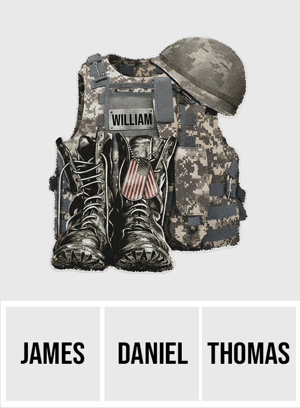 Militäruniform – Stiefel & Hut – Personalisierter, rutschfester, getufteter Teppich für Veteranen