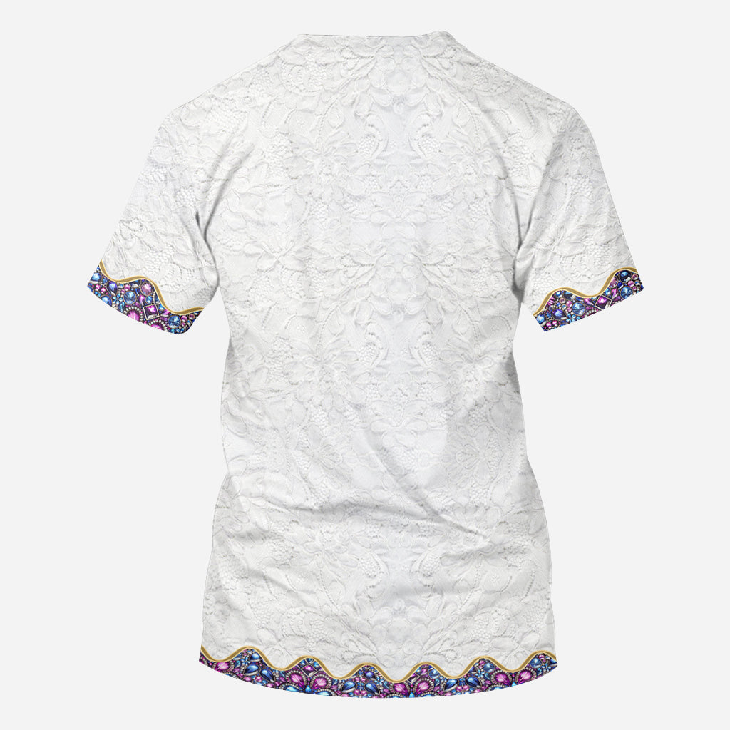 Wunderschöner Schmetterling – Personalisiertes T-Shirt mit Schmetterlingsmuster