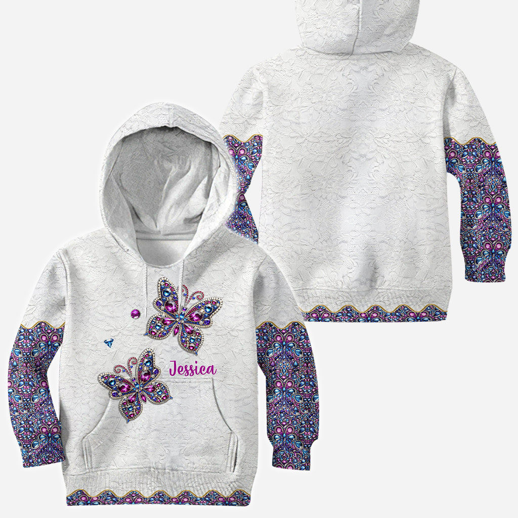 Wunderschöner Schmetterling – Personalisiertes T-Shirt mit Schmetterlingsmuster