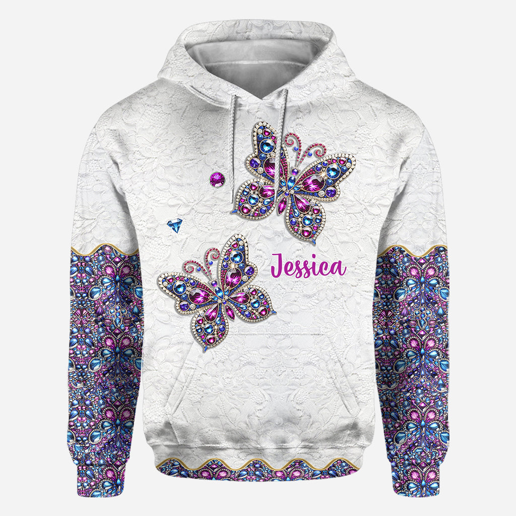 Wunderschöner Schmetterling – Personalisiertes T-Shirt mit Schmetterlingsmuster