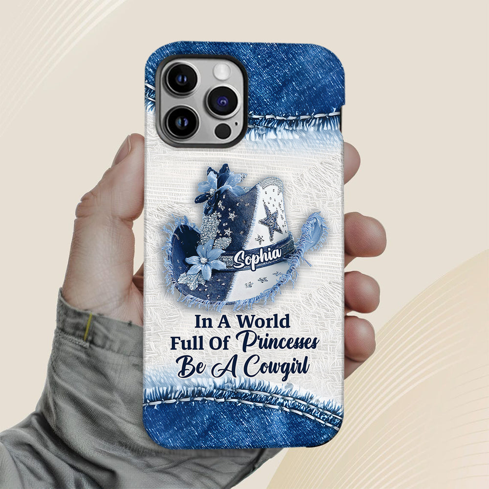 In einer Welt voller Prinzessinnen – Personalisierte Handyhülle mit Cowgirl-Print