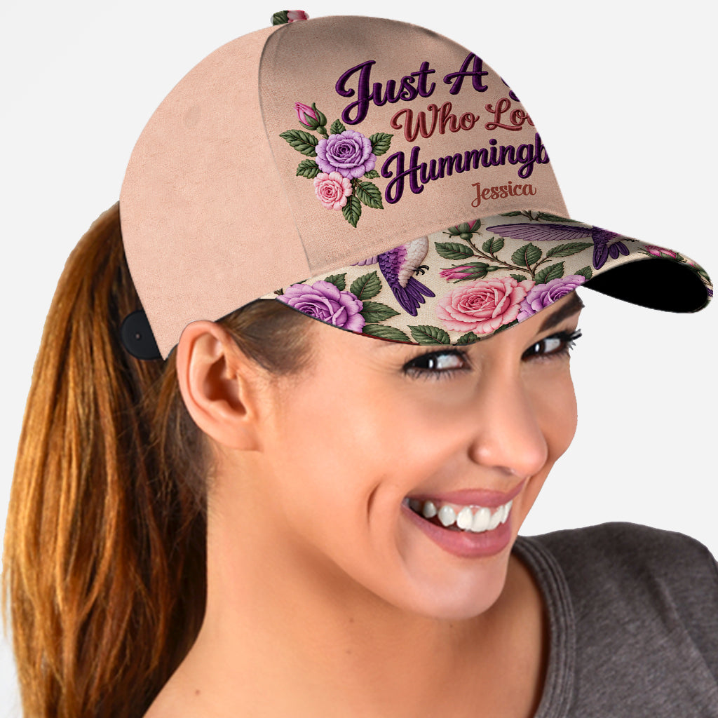 Ein Mädchen, das Kolibris liebt - Personalisierte Kolibri Classic Cap