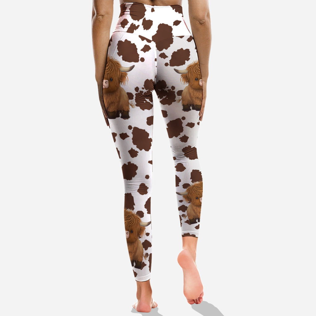 Niedliche Hochlandrinder – Personalisiertes Tanktop und Leggings mit Hochlandrind-Motiv