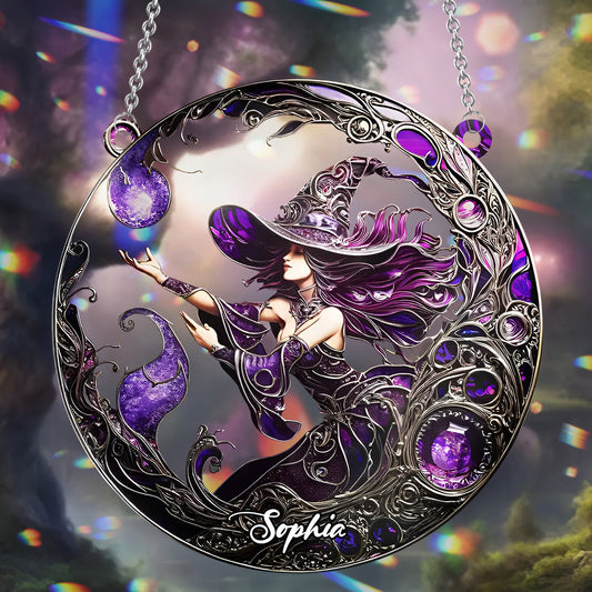 Wunderschöne Hexe – Personalisierter Hexen-Fensterhänger als Sonnenfänger 