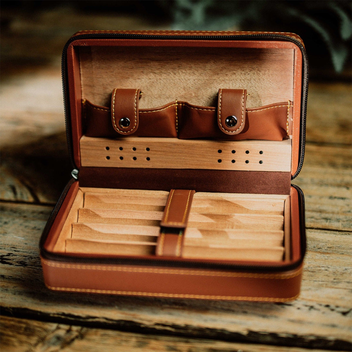 Dad Loves Cigars - Personalized Father Travel Cigar Humidor Case