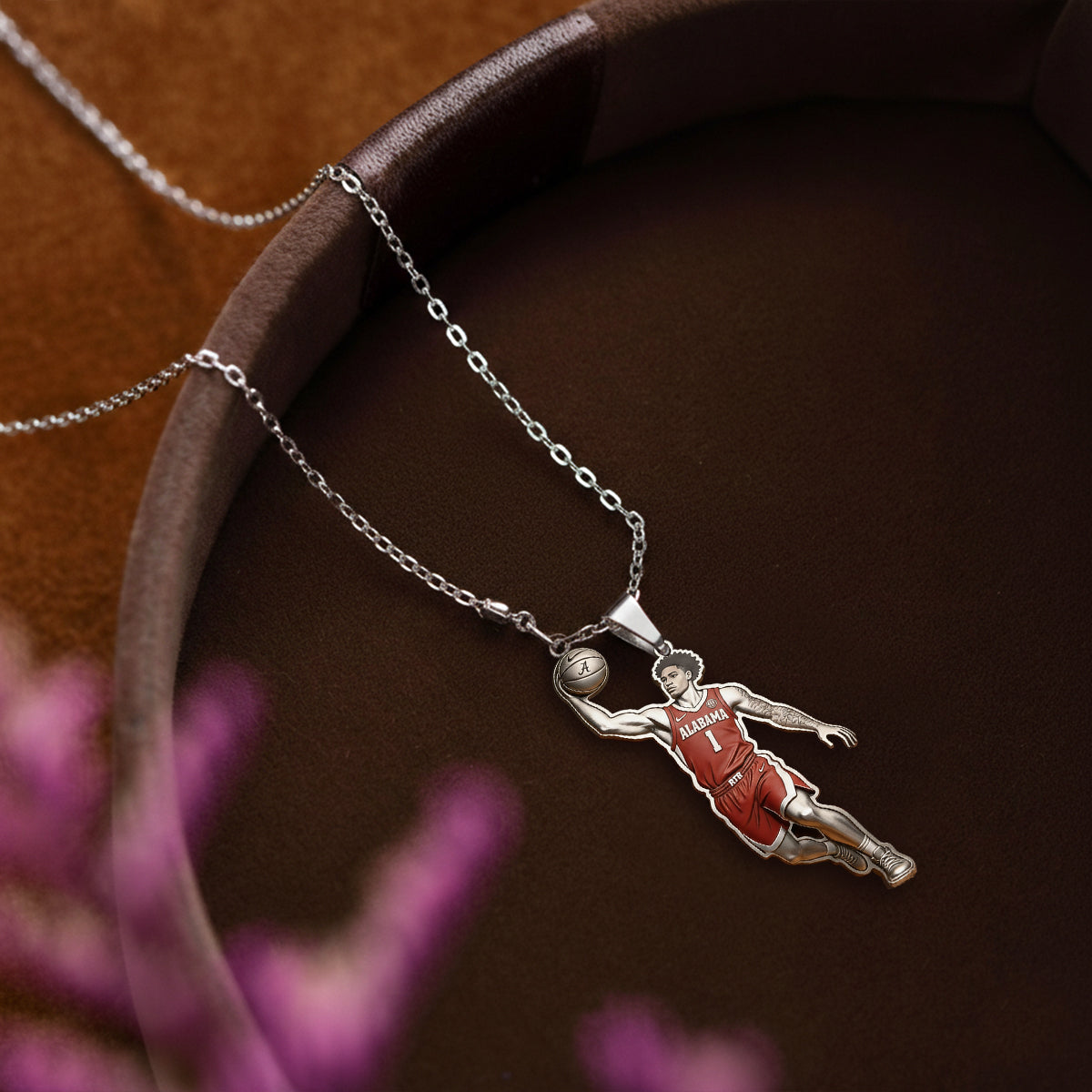 Individuell gestaltbare Halskette mit Basketball-Anhänger aus Metall – nach Foto.