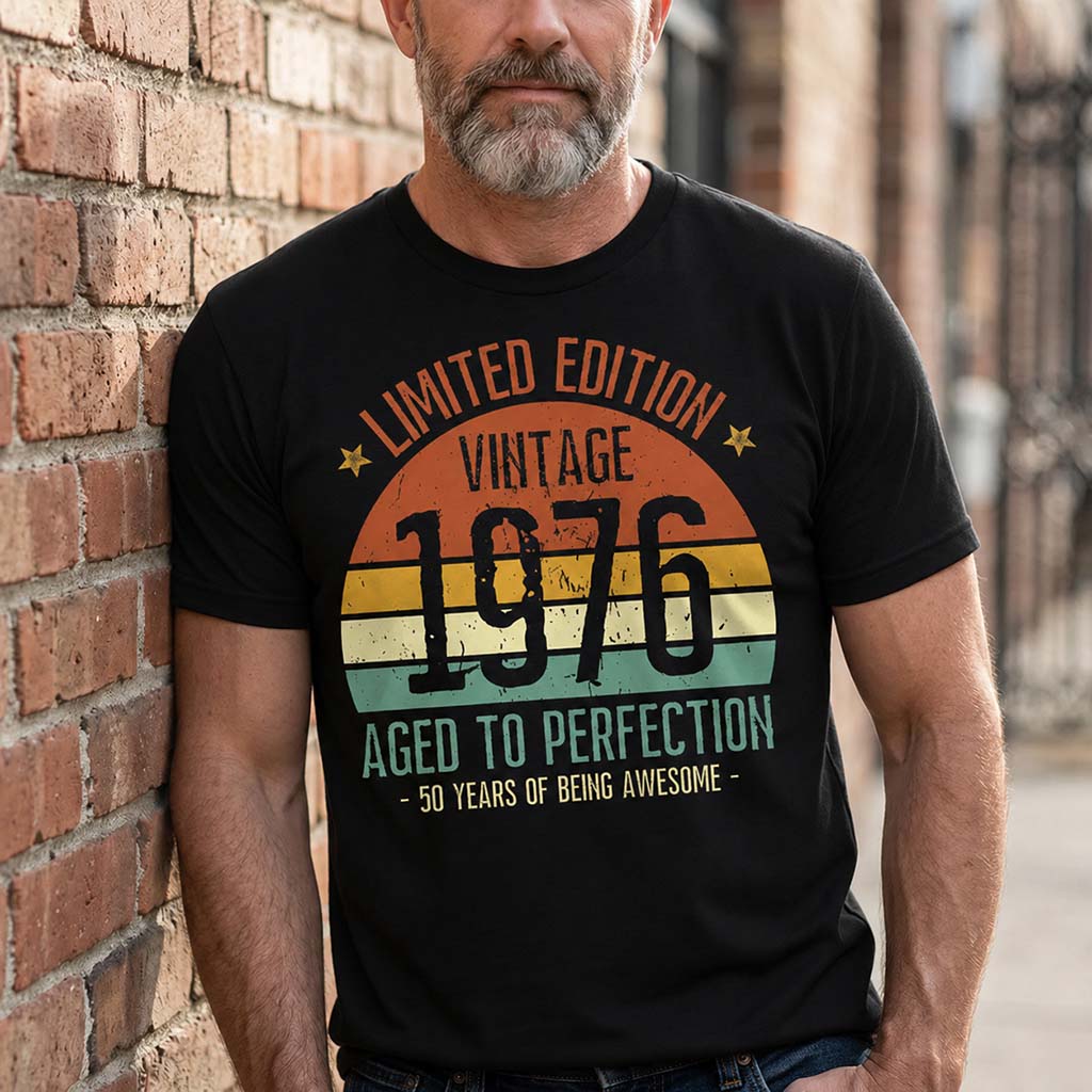 Geburtstagsgeschenk - Personalisiertes Geburtstags-T-Shirt und Hoodie