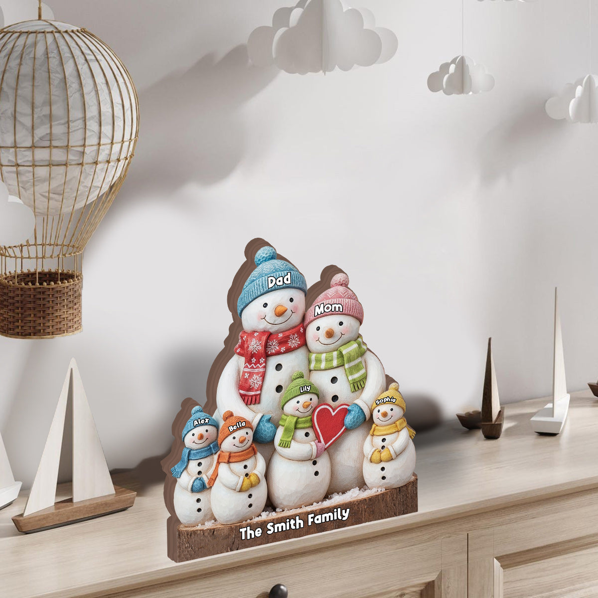 Frohe Weihnachten – Personalisierte, individuell geformte Holzplakette für die Familie