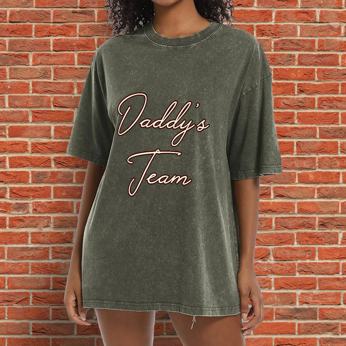 Daddy's Team Fist Bump - Personalisiertes Vater-Wasch-T-Shirt