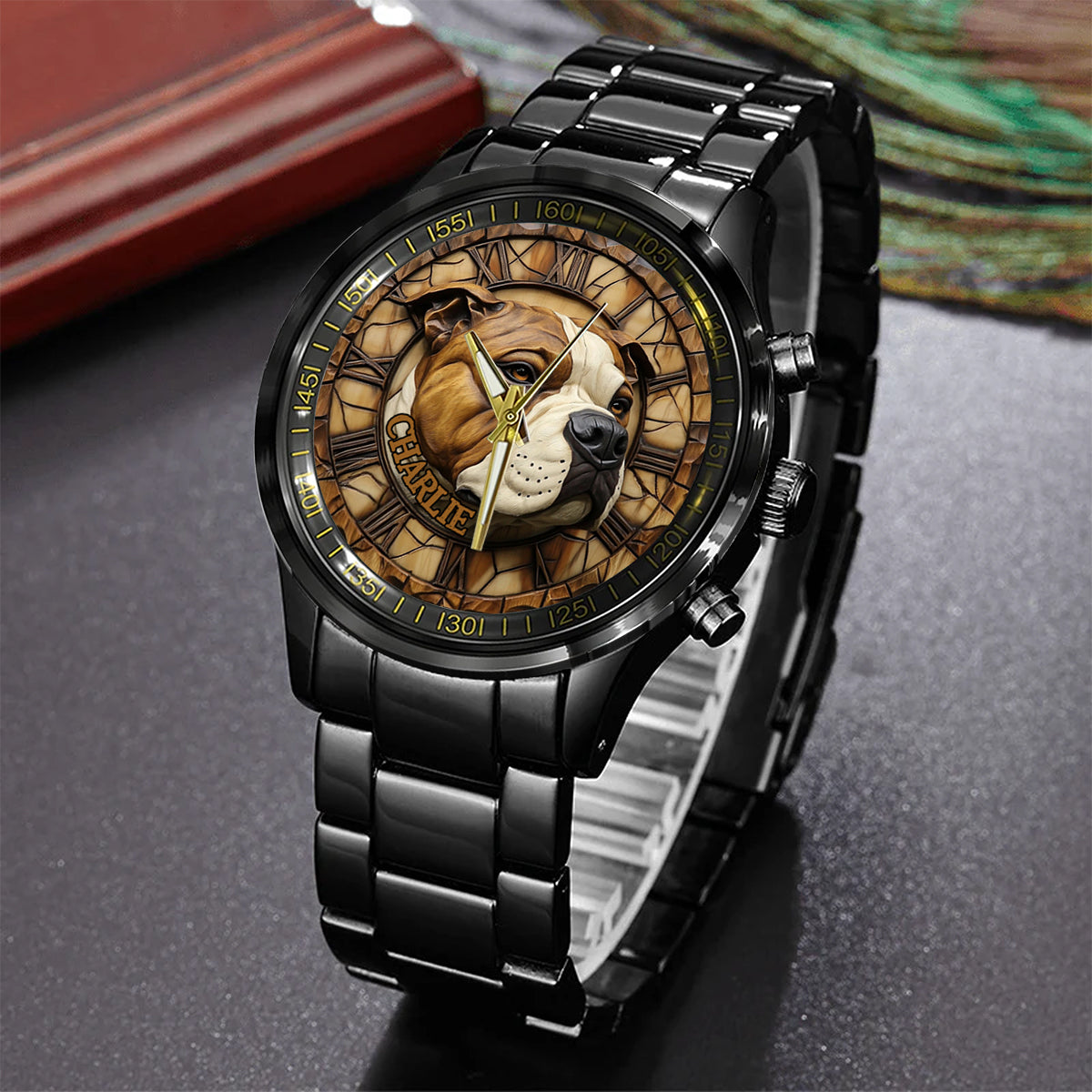 Mutiger American Staffordshire Terrier - Personalisierte Hunde-Handuhr