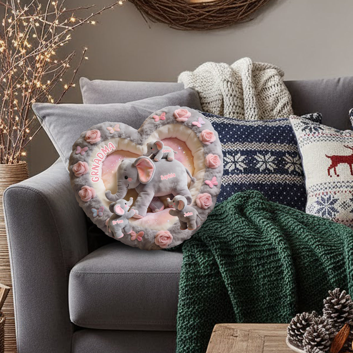 Elefanten-Geschenk für Mama und Oma – Personalisiertes Kissen in Form eines Oma-Kunstfells