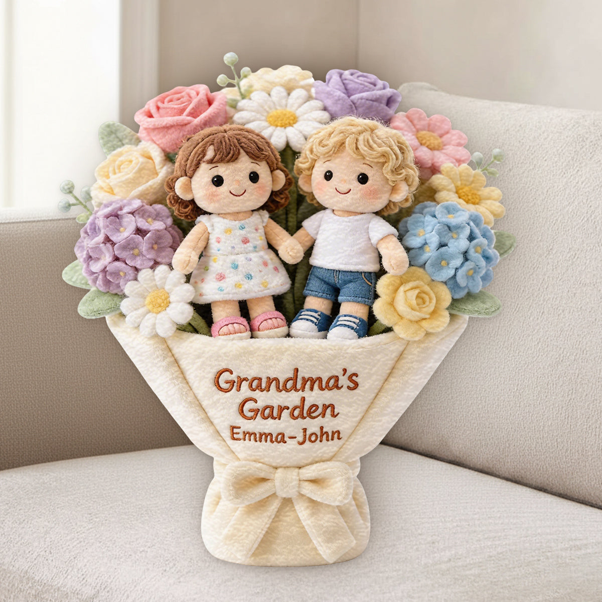 Omas Garten – Personalisiertes Premium-Kunstfellkissen „Oma“
