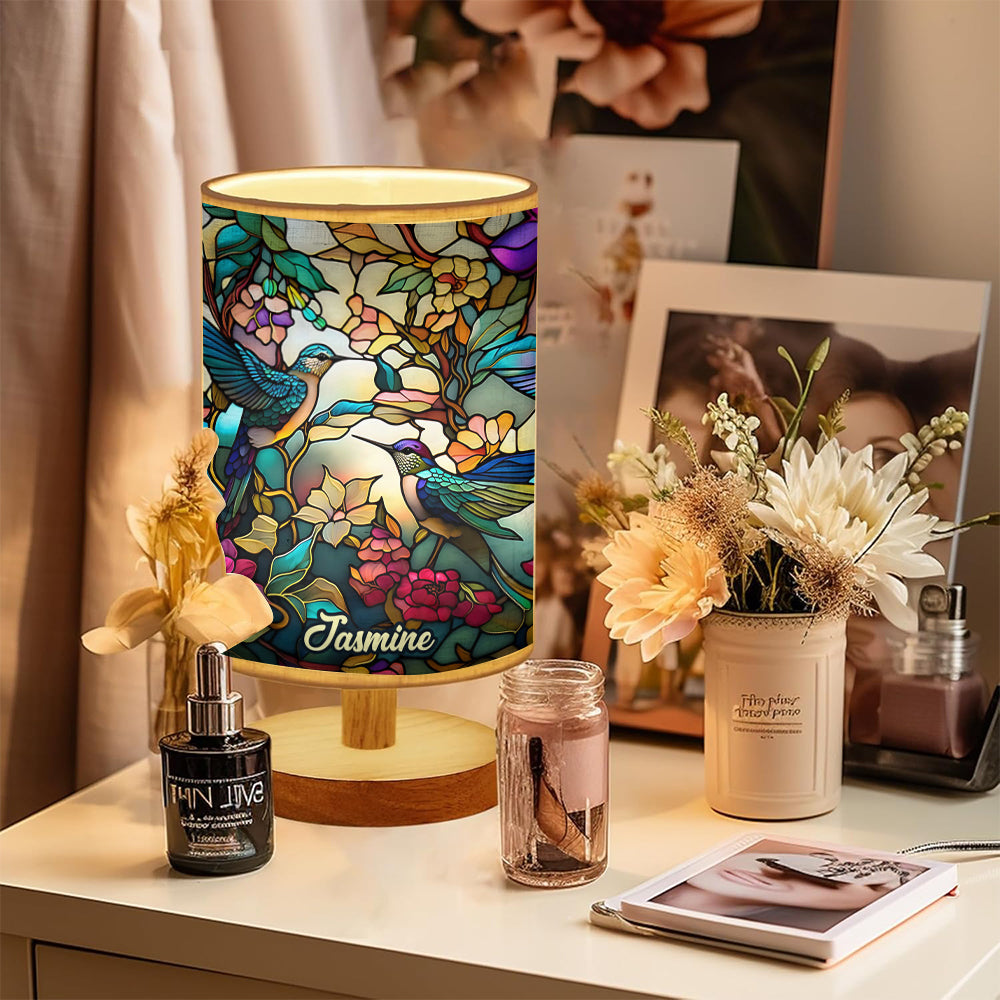 Atemberaubende Kolibri-Tischleuchte – personalisierbar mit Holzsockel