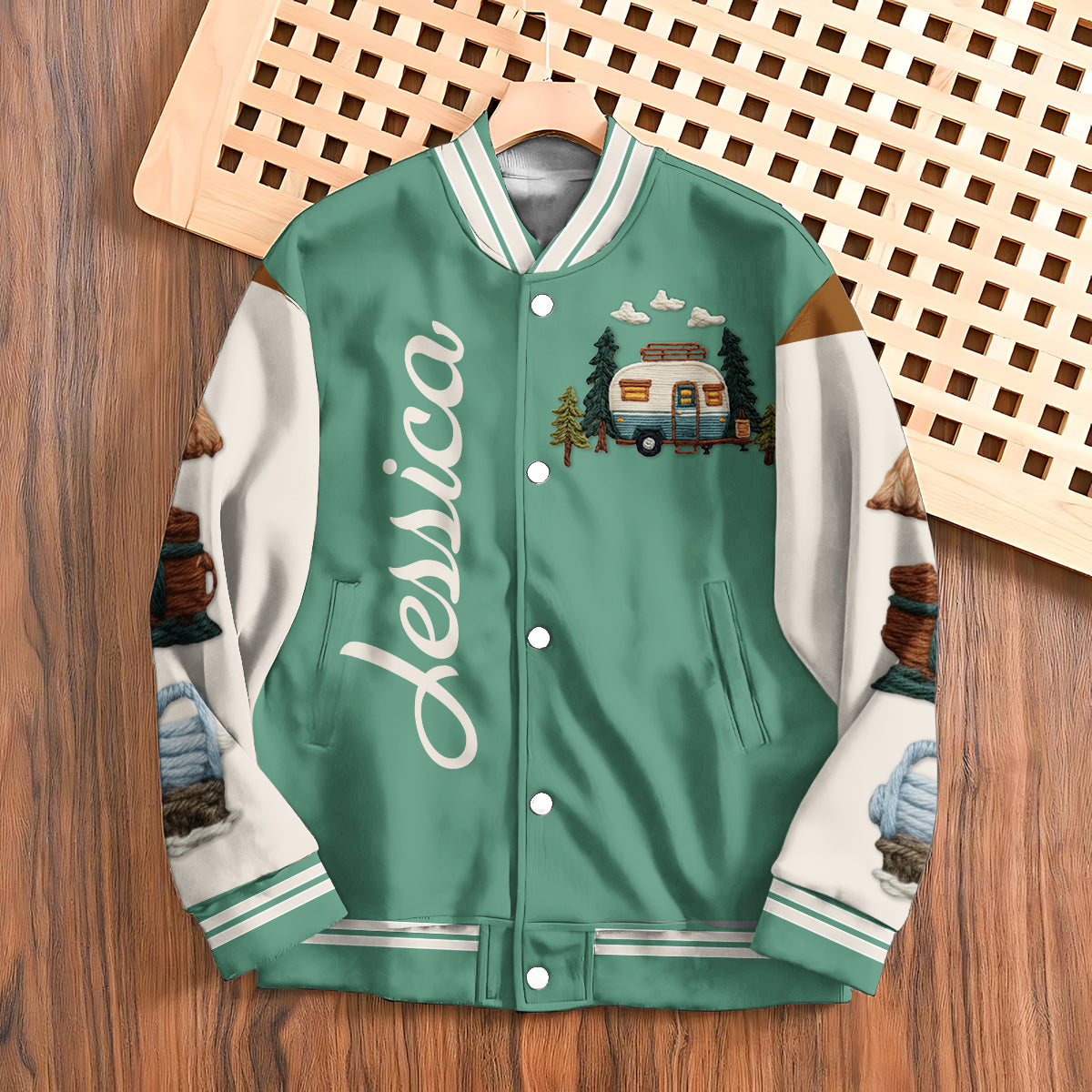 Camping ist mein Lieblingsort – personalisierte Camping-Collegejacke
