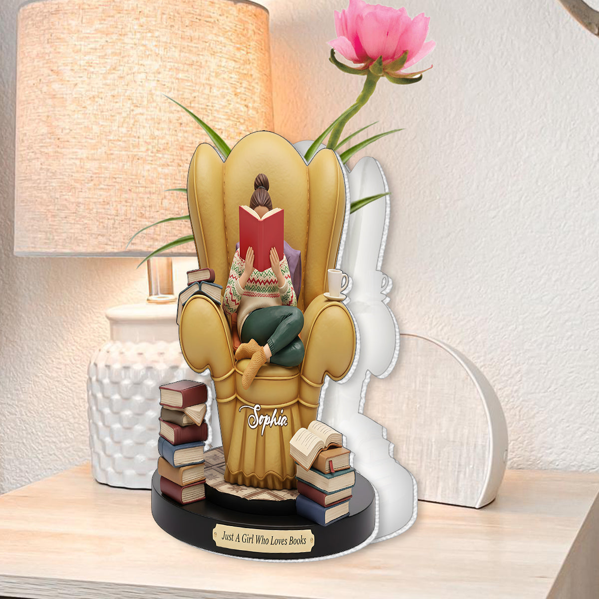 Einfach ein Mädchen, das Bücher liebt – personalisierte Acryl-Blumenvase in Buchform