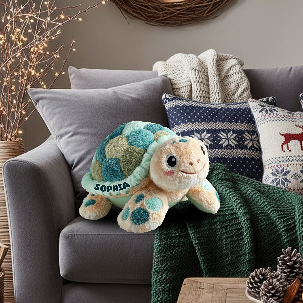 Niedliche Schildkröte – personalisiertes Kissen in Schildkrötenform aus Kunstfell