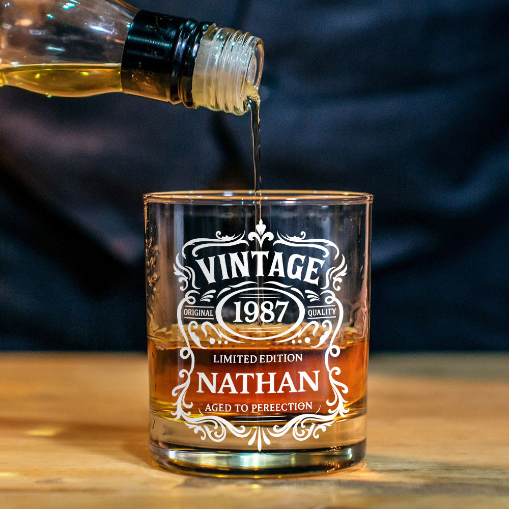 Alles Gute zum Geburtstag - Personalisierbares Whiskeyglas