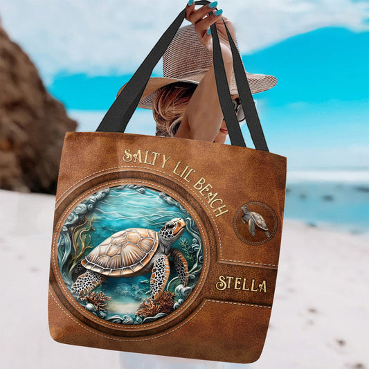Salty Lil' Beach – Personalisierte Schildkröten-Tragetasche