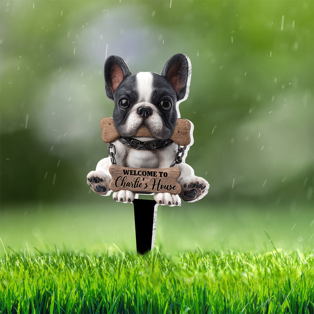 Willkommen in meinem Haus – Personalisiertes Acryl-Gartenschild mit französischer Bulldogge