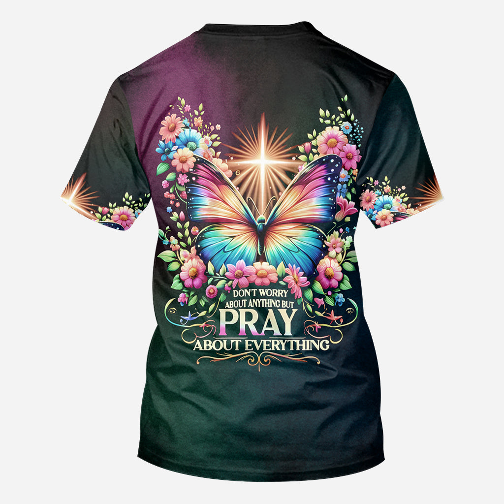 Bete über alles – Personalisiertes christliches Allover-Shirt