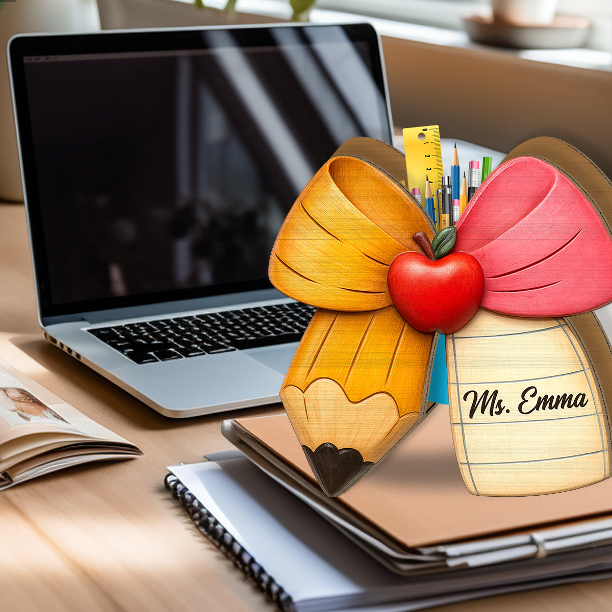 Bleistift-Papierschleife – Personalisierter Stiftehalter aus Holz für Lehrer