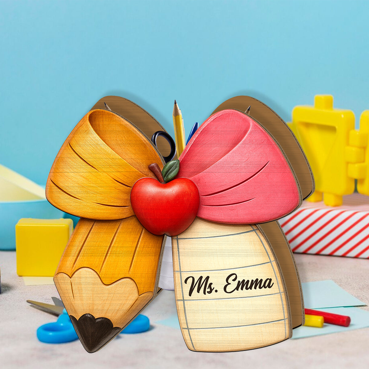 Bleistift-Papierschleife – Personalisierter Stiftehalter aus Holz für Lehrer