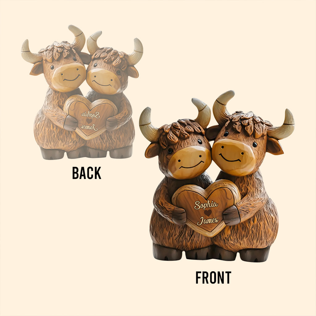Niedliches Hochlandrinderpaar – Personalisierte Acrylplakette in Form eines Hochlandrindes