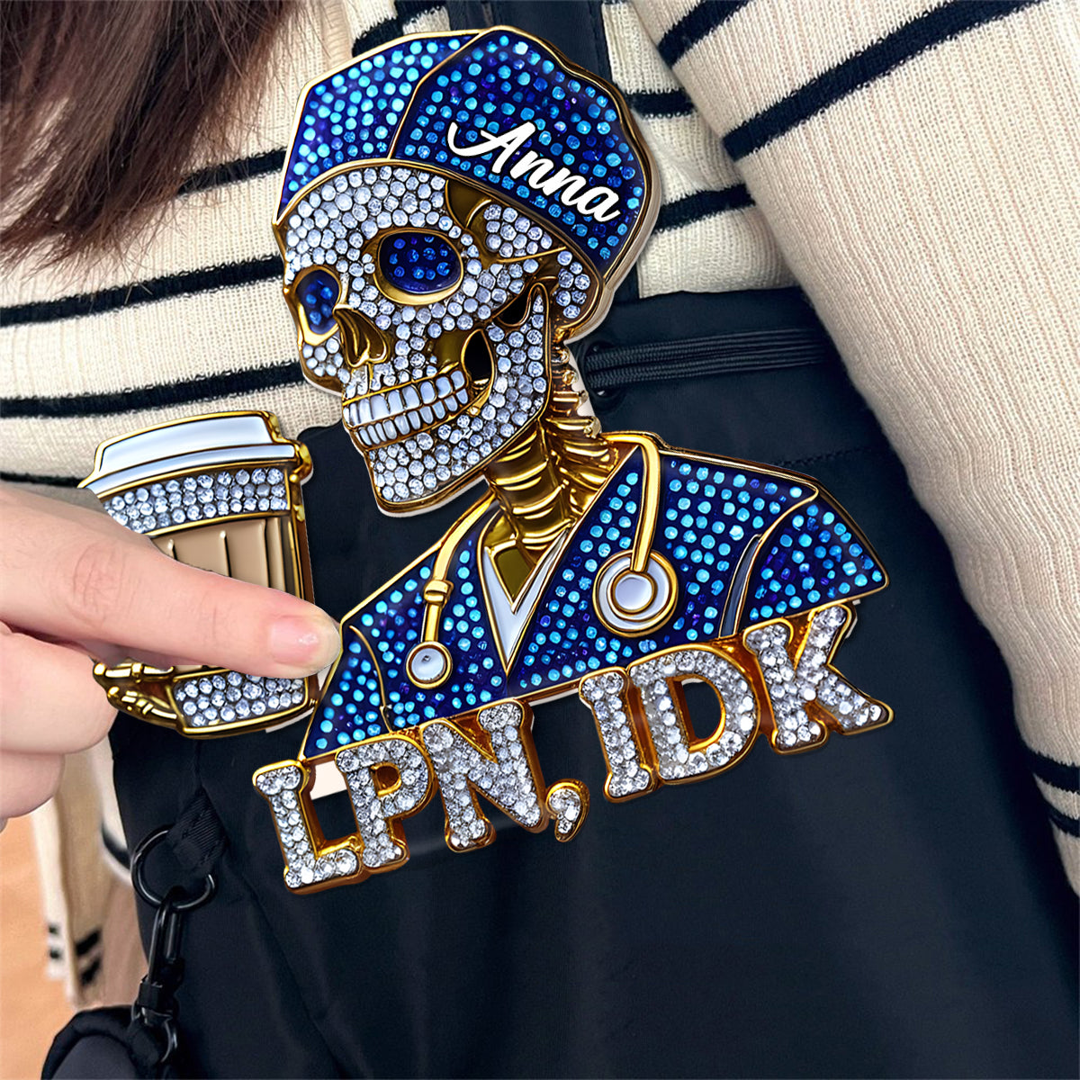 Lustige Totenkopf-Anstecknadel für Krankenschwestern – Personalisierter Krankenschwester-Anstecker