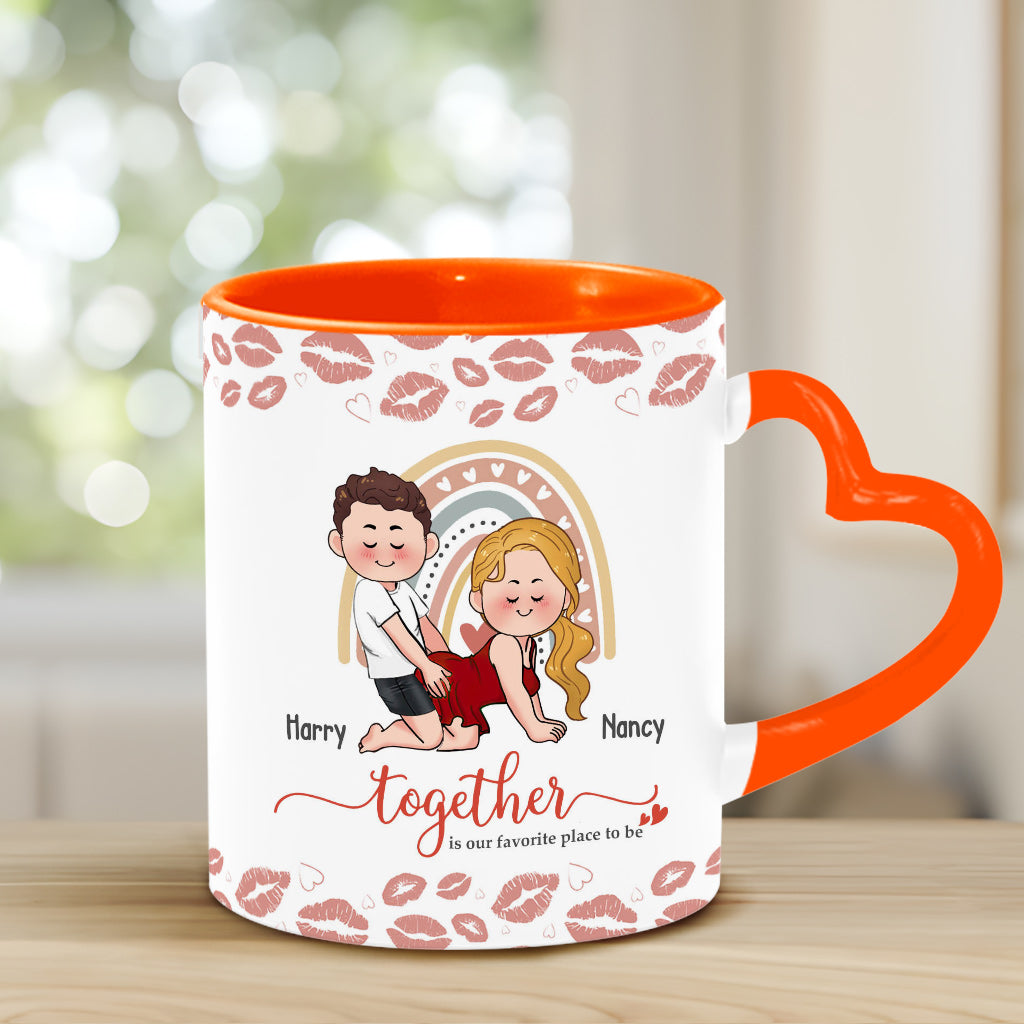 Gemeinsam sind wir am liebsten zusammen – personalisierte Tasse mit Herzgriff für Paare