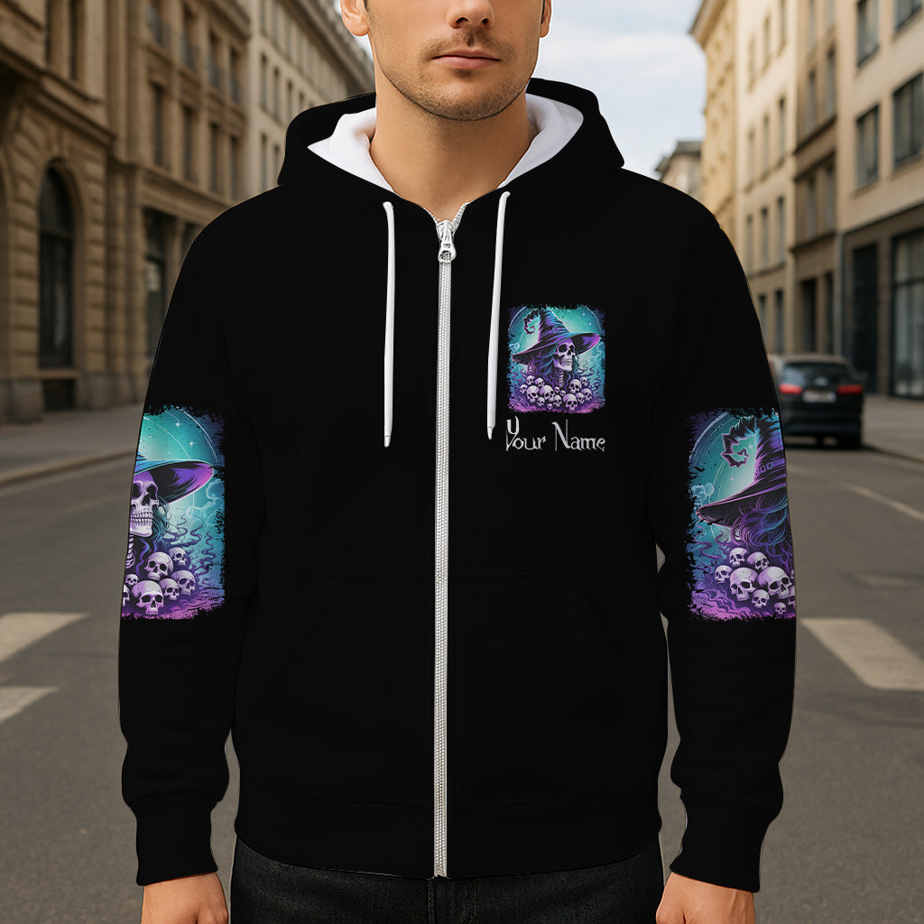 Sie hat eine Hexe ausgebildet – Personalisiertes Hexen-Shirt