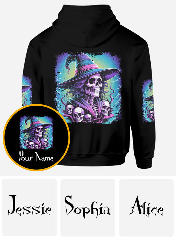 Sie hat eine Hexe ausgebildet – Personalisiertes Hexen-Shirt