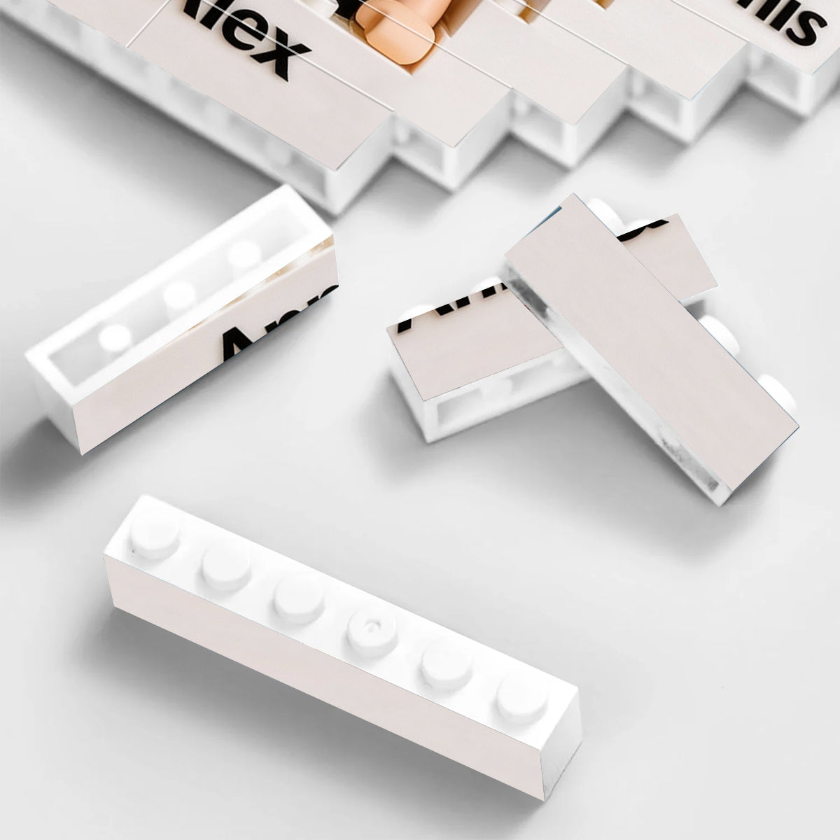 Gemeinsam bauen wir ein Leben, das wir lieben – personalisierte Herz-Bausteine ​​für Paare, beidseitig bedruckt.