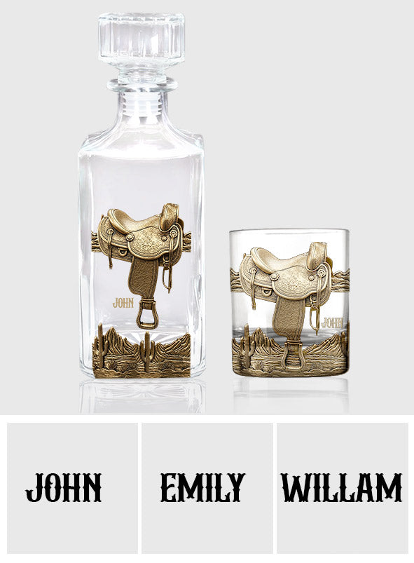 Hufeisen und Sattel – Personalisiertes Whiskey-Dekanter-Set mit Pferd