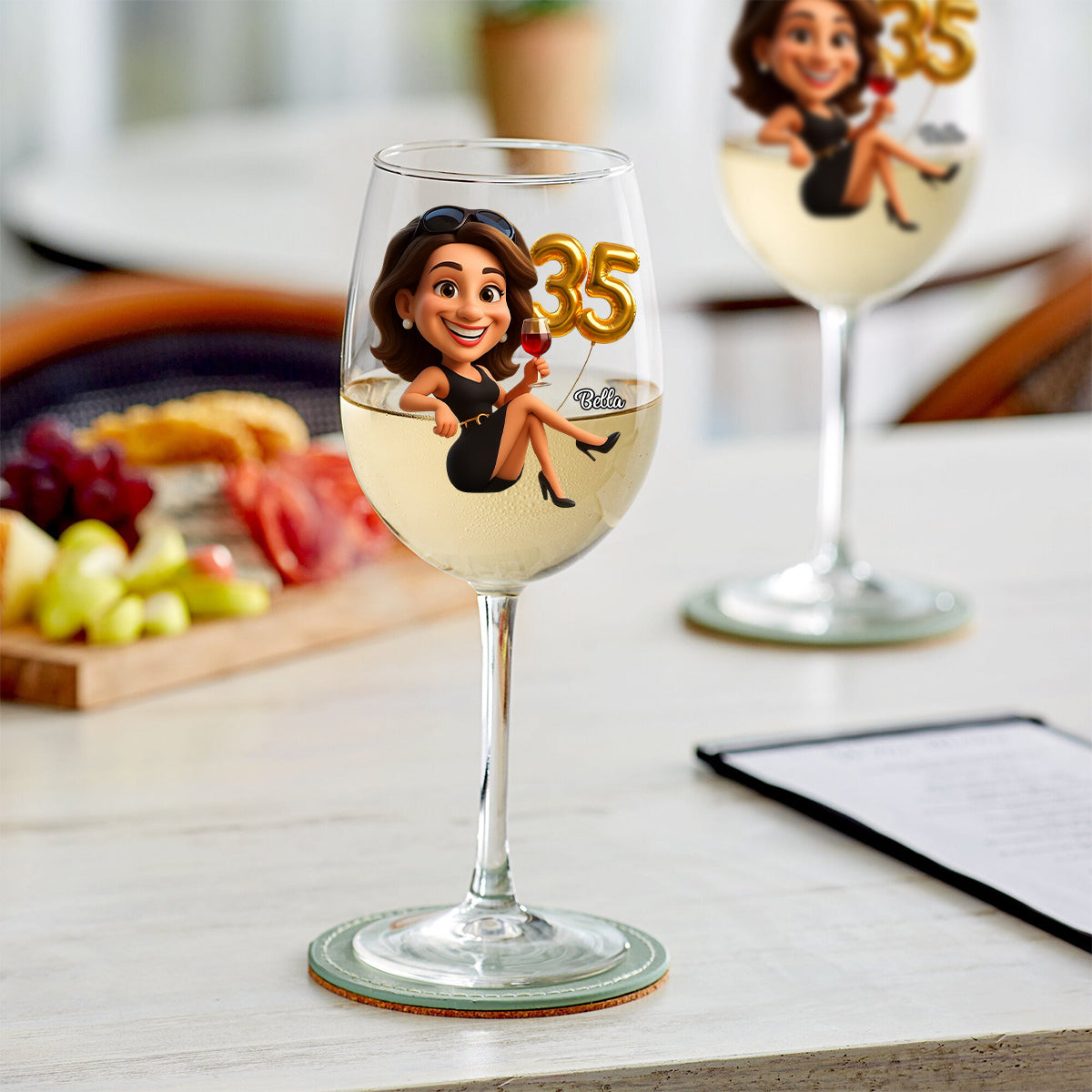 Geburtstagsgeschenk für Frauen – Personalisiertes Weinglas mit langem Stiel