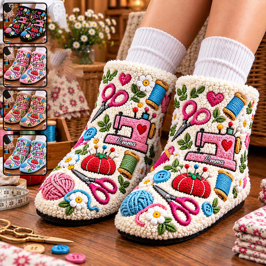 Geschenk für Nähliebhaber - Personalisierte Fleece-Stiefel Hausschuhe