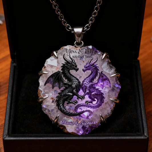 „Du und ich, wir schaffen das“ – Personalisierte Metallkette mit Anhänger in Partnerform