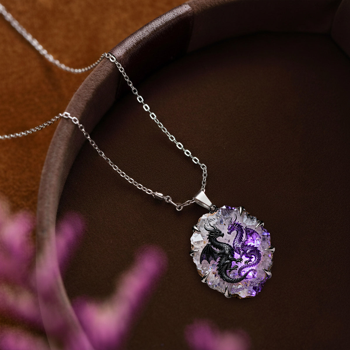 „Du und ich, wir schaffen das“ – Personalisierte Metallkette mit Anhänger in Partnerform