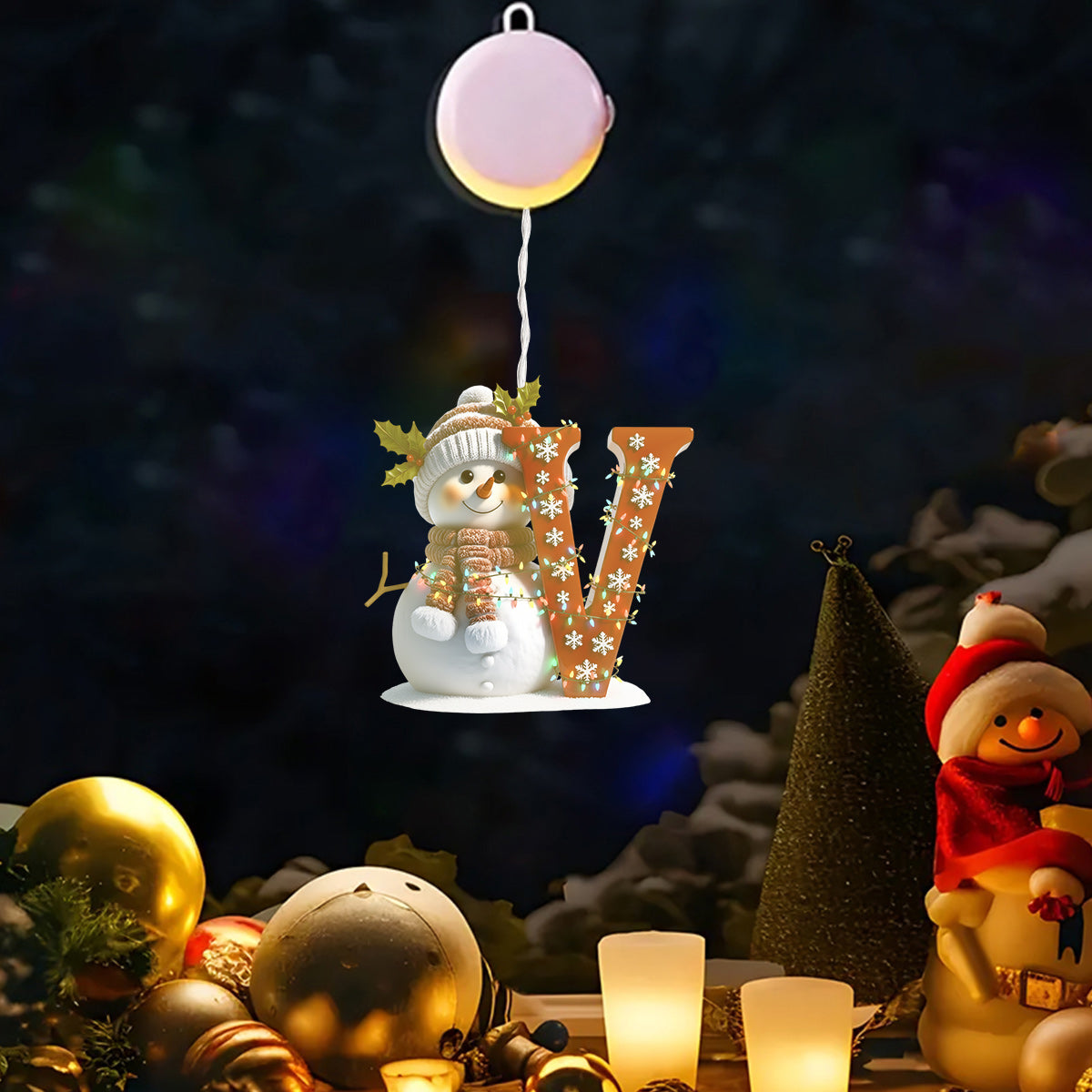 Niedlicher Schneemann mit Anfangsbuchstaben – Personalisierter LED-Lichtschmuck für die Familie