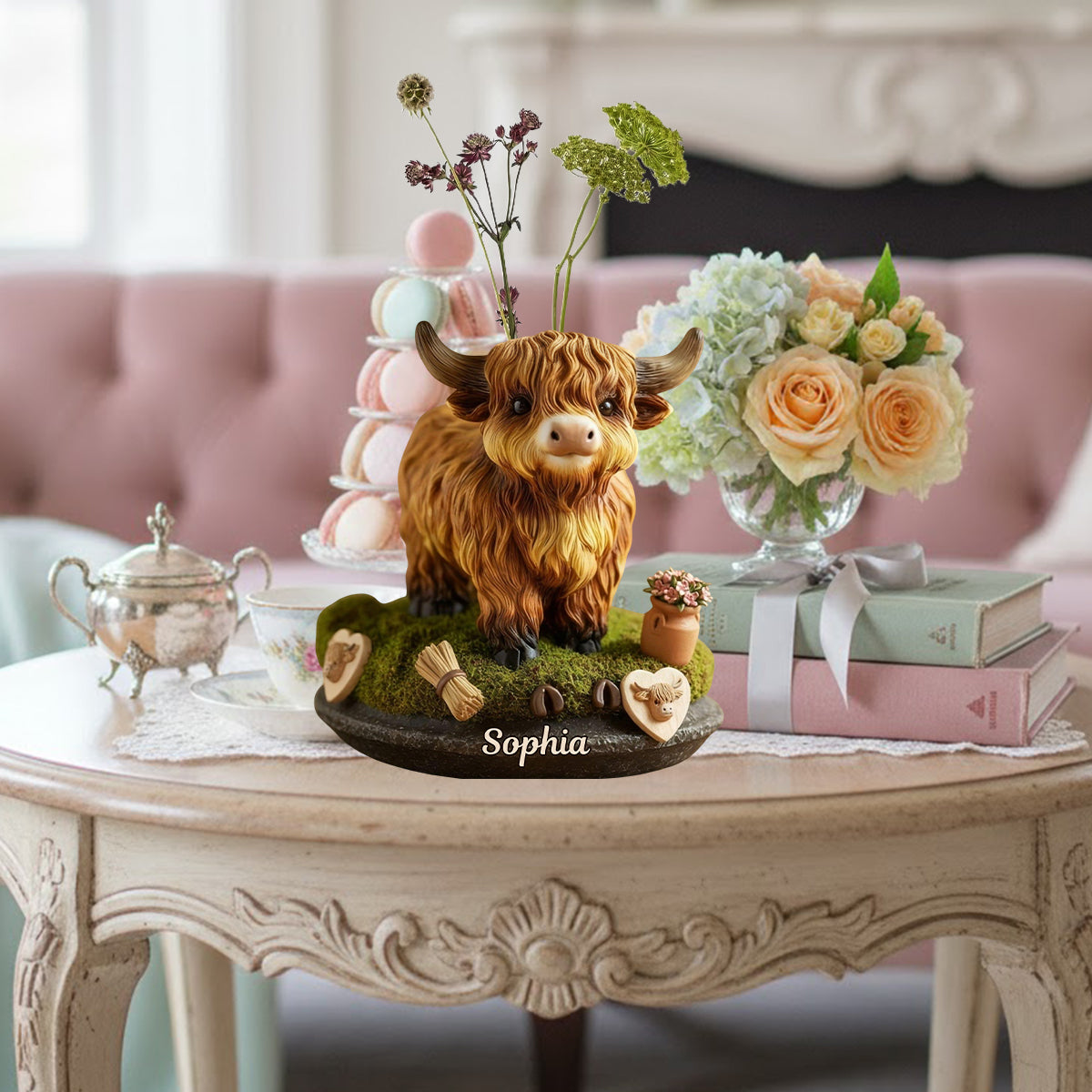 Niedliche Kuh – Personalisierte Acryl-Blumenvase in Form einer Hochlandkuh