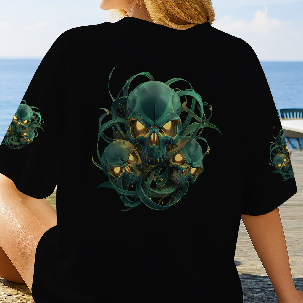 Mein Dämon ist zum Spielen draußen - Personalisiertes Totenkopf-Shirt