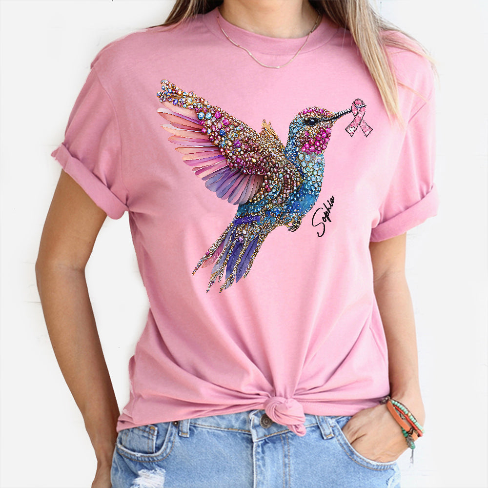 Crystal Hummingbird Pink Ribbon – Personalisiertes T-Shirt und Hoodie zur Sensibilisierung für Brustkrebs