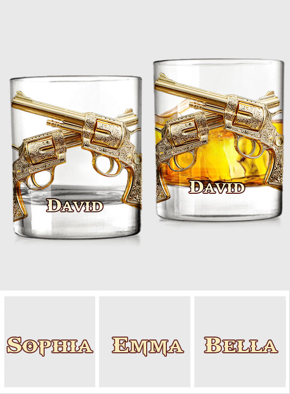 Ich mag Whiskey, Waffen und vielleicht drei Leute – personalisiertes Whiskyglas