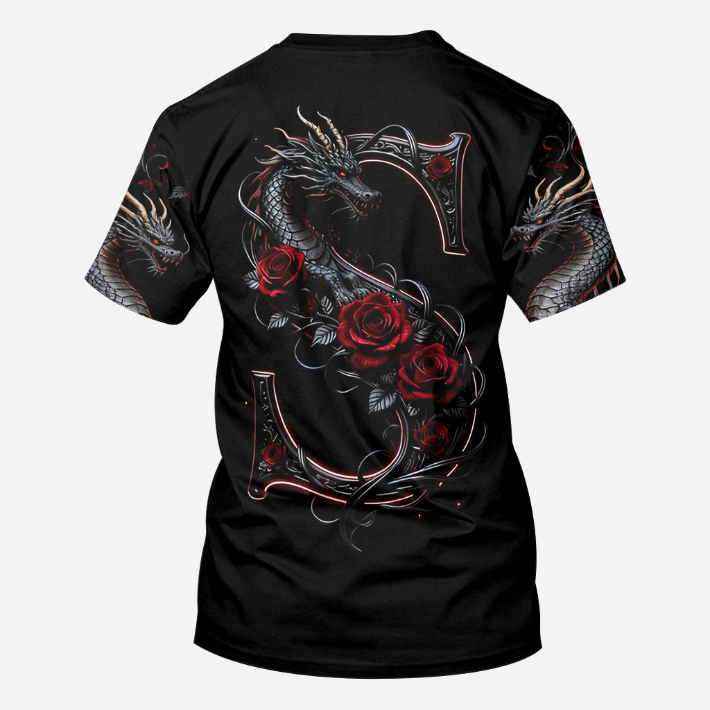 Drachen und Rosen – Personalisiertes T-Shirt mit Drachenmuster