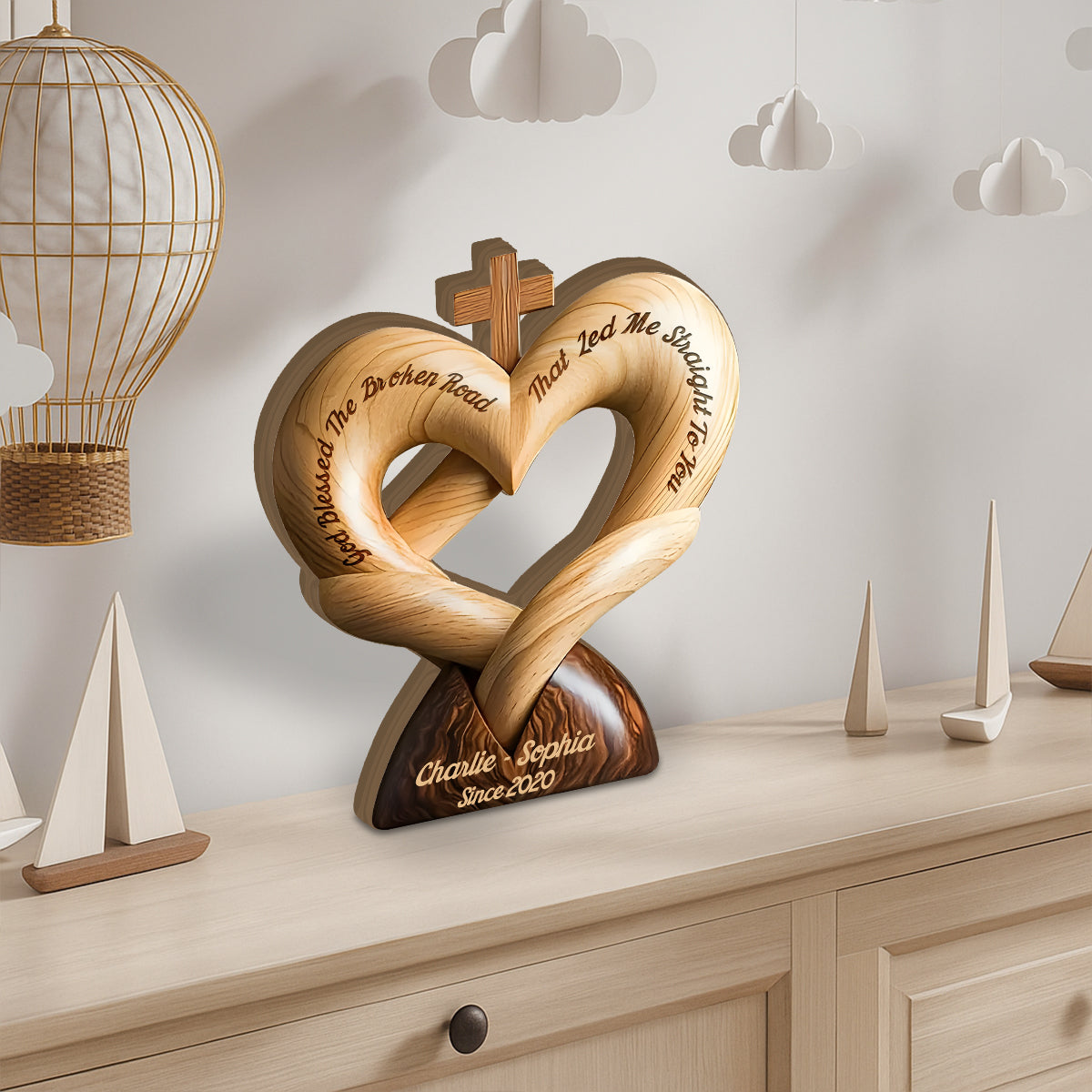 Gott segne den holprigen Weg, der mich direkt zu dir geführt hat – personalisierte Holzplakette für Paare in individueller Form