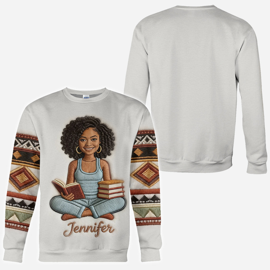 Schwarze Geschichte und Kultur – Personalisiertes T-Shirt mit afroamerikanischem Allover-Print